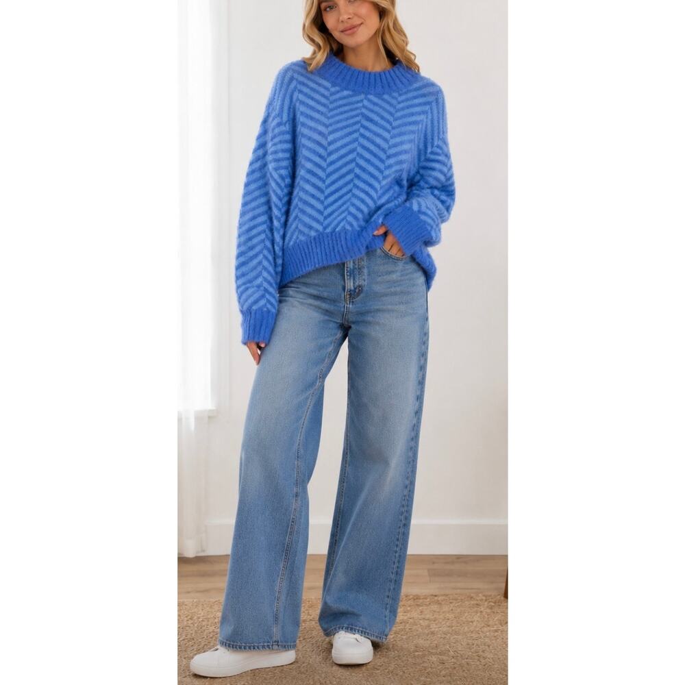 Sugar + Lips Blue Chevron Fuzzy Eyelash Knit Sweater XL Soft Oversized Cozy
